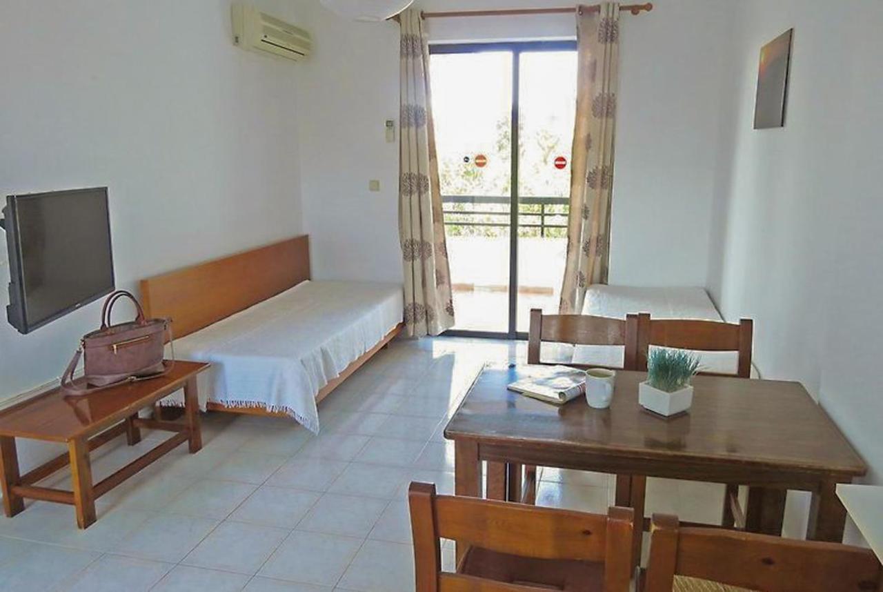 Debbi Appartments And Hotel Ialisos Exterior foto