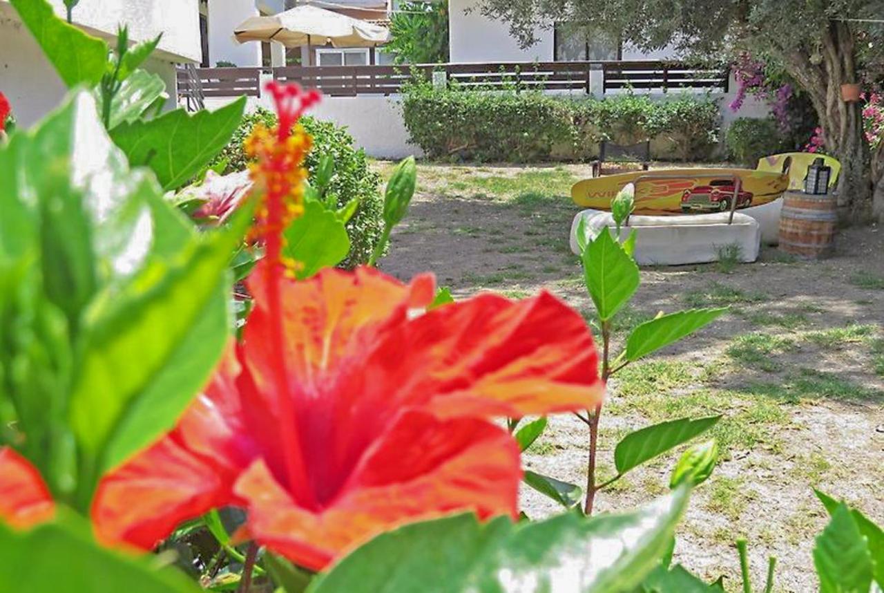Debbi Appartments And Hotel Ialisos Exterior foto